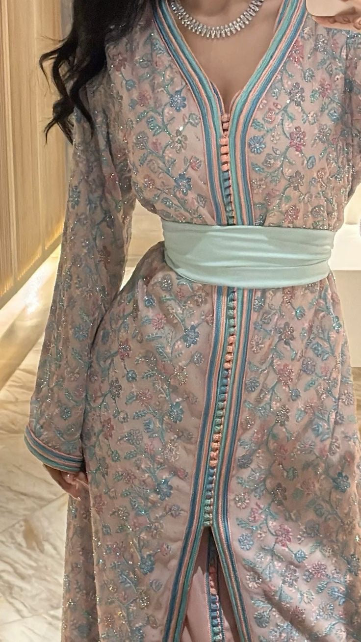 Caftan Un Jardin de Détails
